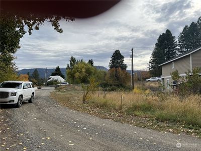 402 W Second Street, House other with 1 bedrooms, 1 bathrooms and null parking in Cle Elum WA | Image 2