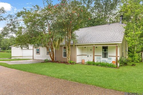 8369 Phillips Rd, Saint Amant, LA, 70774-4815 | Card Image