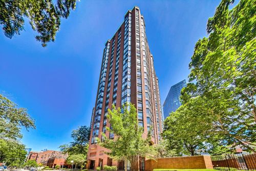 303-901 S Plymouth Ct, Chicago, IL, 60605-2040 | Card Image