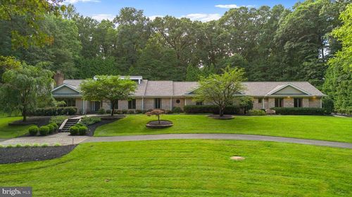 4233 Buckskin Wood Dr, ELLICOTT CITY, MD, 21042-1217 | Card Image