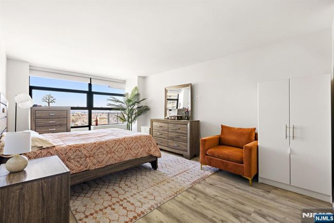 6050 Kennedy Blvd, Condo with 2 bedrooms, 2 bathrooms and null parking in West New York NJ | Image 21