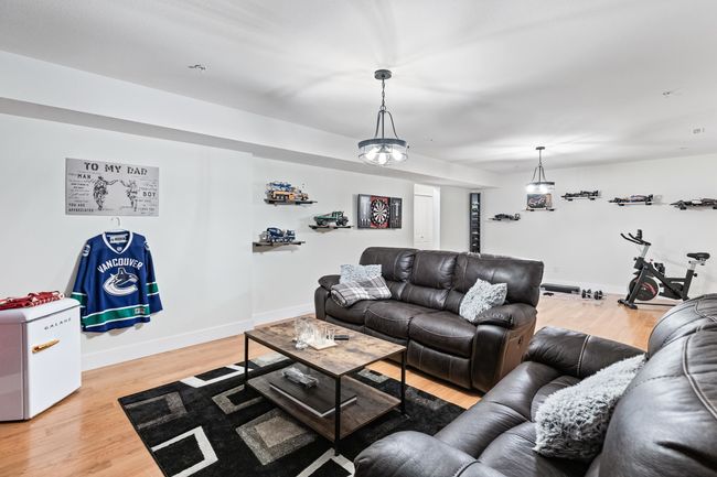 22828 Foreman Dr, House other with 5 bedrooms, 4 bathrooms and 4 parking in Maple Ridge BC | Image 28