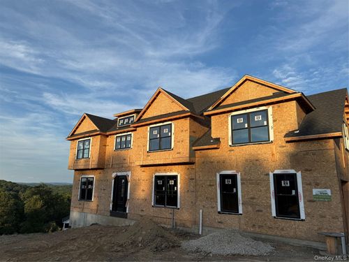 75 Eleanor Dr, Mahopac, NY, 10541-3911 | Card Image