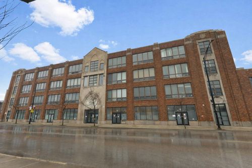 402-4131 W Belmont Ave, Chicago, IL, 60641-4636 | Card Image
