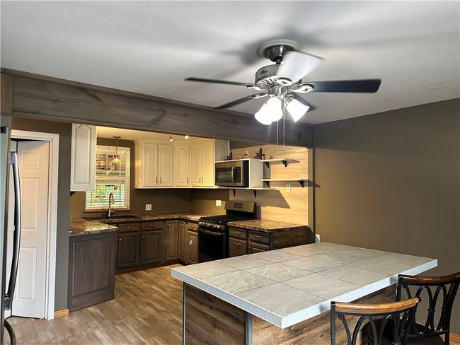 19 Hickory St, House other with 3 bedrooms, 3 bathrooms and null parking in Silver Creek NY | Image 10