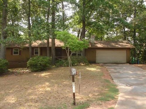 4795 Manor Dr, Stone Mountain, GA, 30087-4124 | Card Image