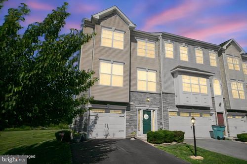 10367 Lantern Ln, HAGERSTOWN, MD, 21740-1579 | Card Image