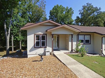 20 Tenkiller Lane, Home with 2 bedrooms, 1 bathrooms and null parking in Cherokee Village AR | Image 1