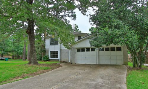 1 Greeningdon Street, The Woodlands, TX, 77381 | Card Image