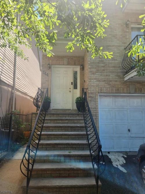2-744 S 12th St, Newark, NJ, 07103-4365 | Card Image