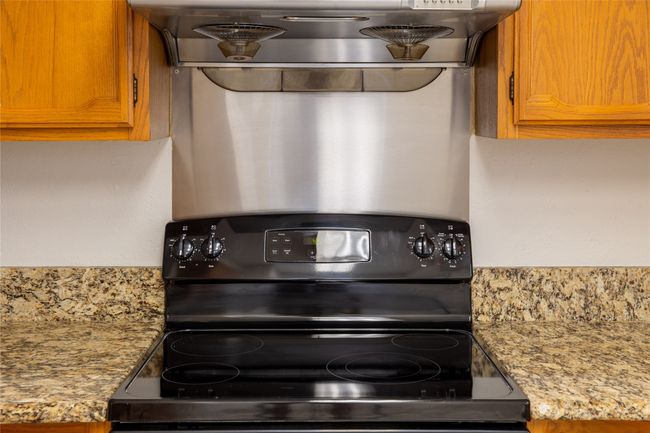 809 Simon Dr, House other with 3 bedrooms, 2 bathrooms and null parking in Plano TX | Image 21