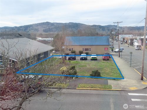 101 E Broadway Ave, Montesano, WA, 98563-3703 | Card Image