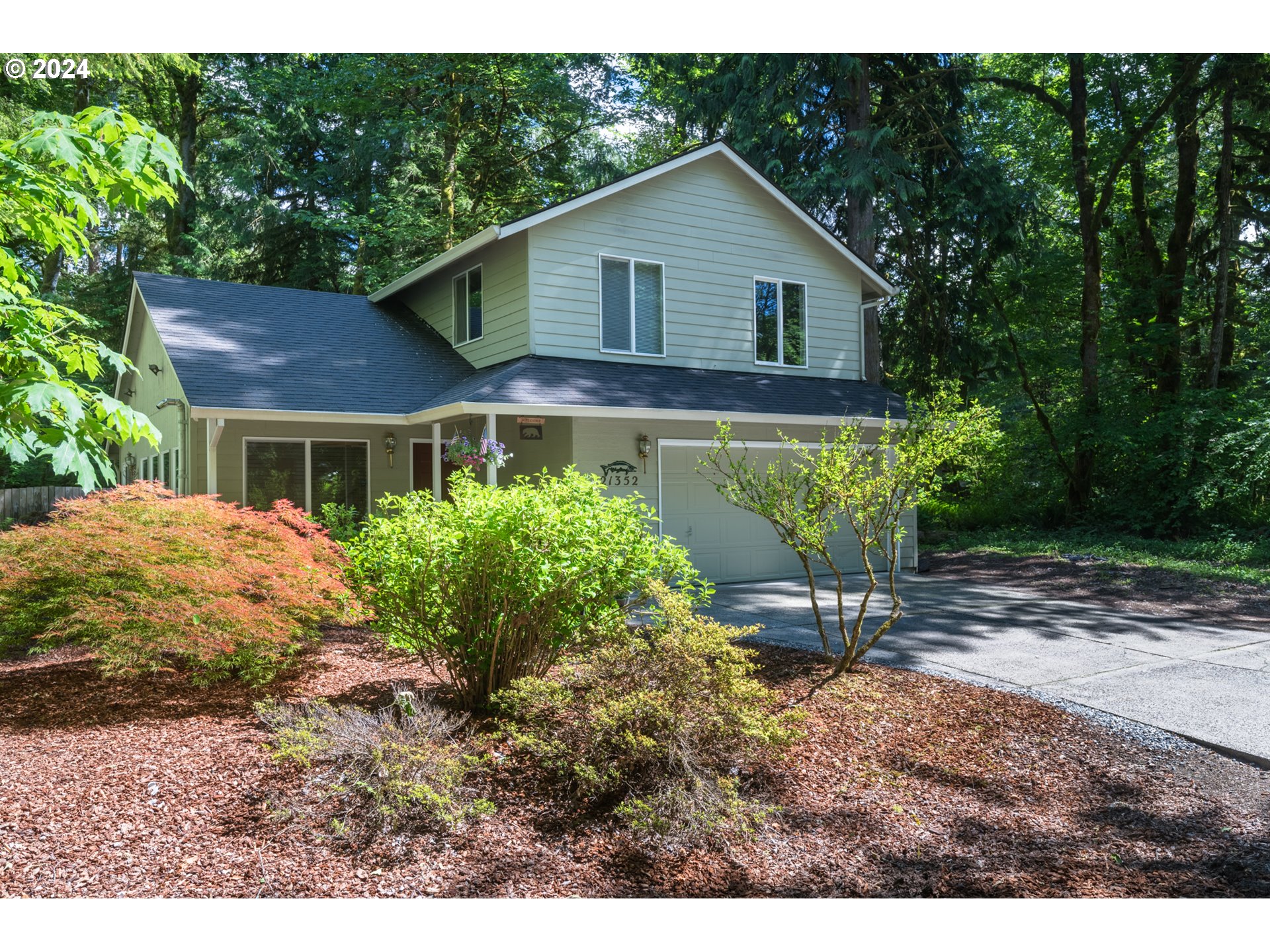 Mountain Creek Cir, Rhododendron, OR 97049