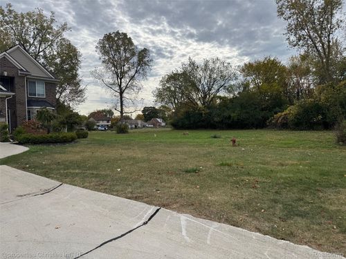 14920 Taylor Blvd, Livonia, MI, 48154-4064 | Card Image