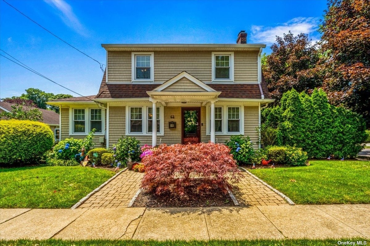 Chestnut Ave, Floral Park, NY 11001