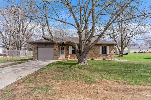 250 Jenkins St, Fordland, MO, 65652-8139 | Card Image