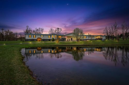 11440 Highway 70 W, Sparta, TN, 38583-8502 | Card Image