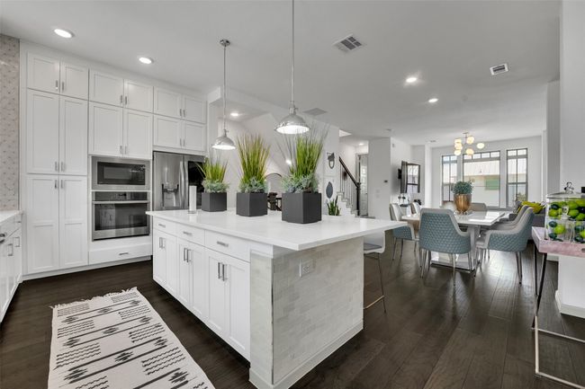 1014 Manacor Ln, House other with 3 bedrooms, 4 bathrooms and null parking in Dallas TX | Image 13