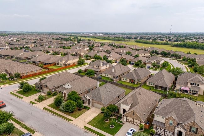 Bird's eye view with a residential view | Image 34
