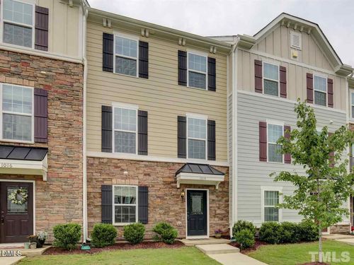 1014 Tender Dr, Apex, NC, 27502-2404 | Card Image