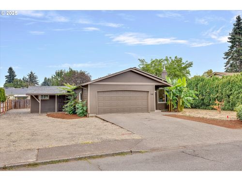 740 S Elm St, Canby, OR, 97013-3929 | Card Image
