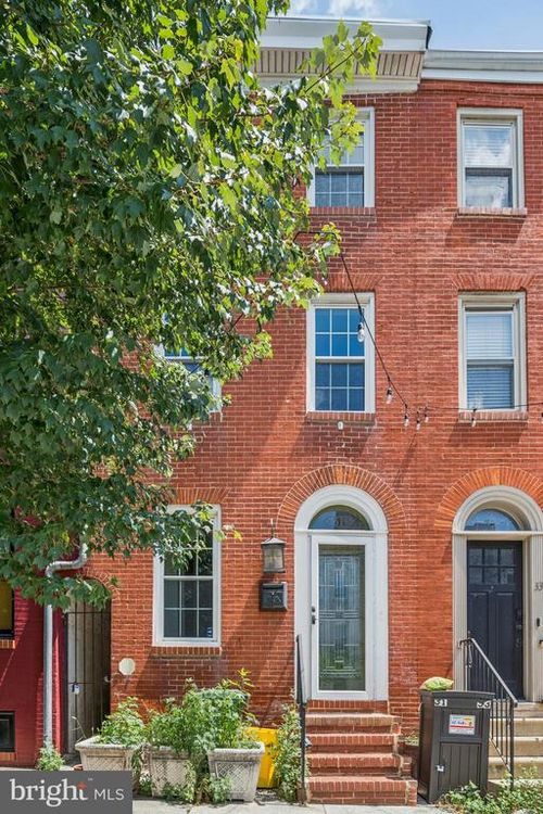 31 S Ann St, BALTIMORE, MD, 21231-1802 | Card Image
