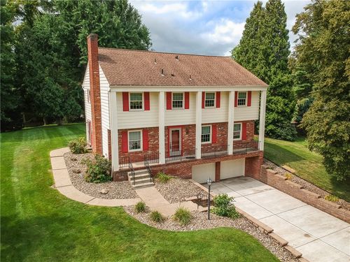 120 Christler Ct, Coraopolis, PA, 15108-1359 | Card Image