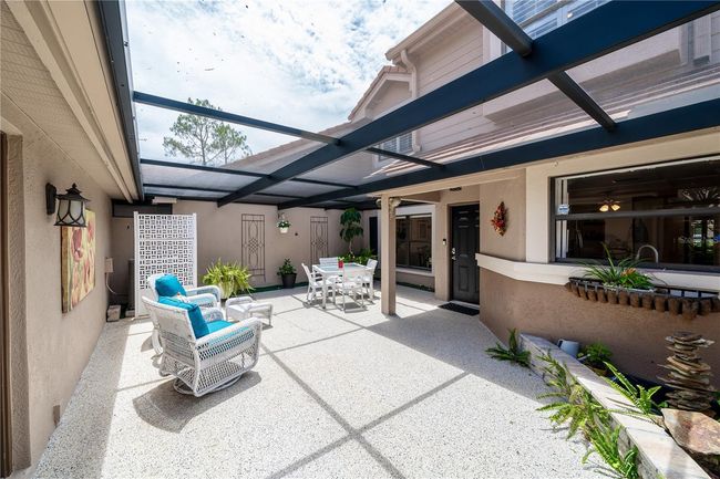 screened courtyard | Image 10