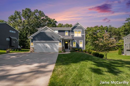 2313 4 Mile Rd, Grand Rapids, MI, 49525-2015 | Card Image