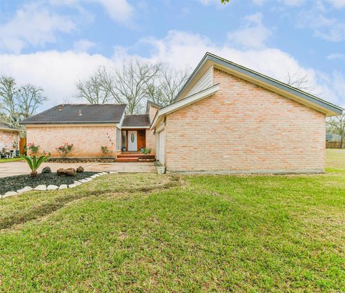 5403 Royal Parkway, Friendswood, TX, 77546 | Card Image