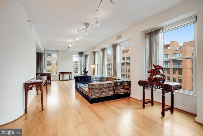 APT-900 - 675 E St Nw, Condo with 2 bedrooms, 4 bathrooms and null parking in WASHINGTON DC | Image 13
