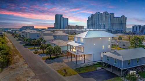 417 E 2nd Ave, Gulf Shores, AL, 36542-6617 | Card Image