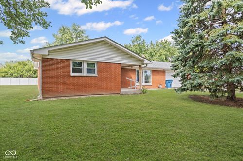6926 Coffman Rd, Indianapolis, IN, 46268-2506 | Card Image