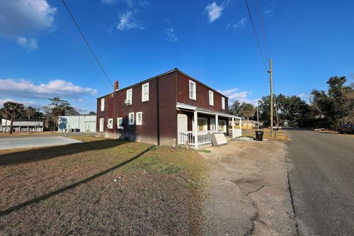na-804 W Green Street, Perry, FL, 32347 | Card Image