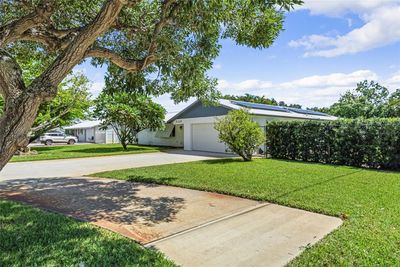 3120 Indian Trail, House other with 3 bedrooms, 2 bathrooms and null parking in Lake Worth FL | Image 3