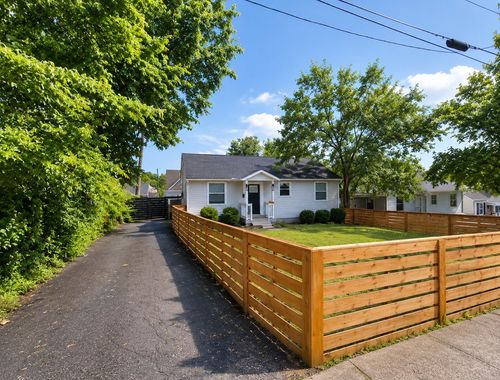 front-258 38th Ave N, Nashville, TN, 37209 | Card Image