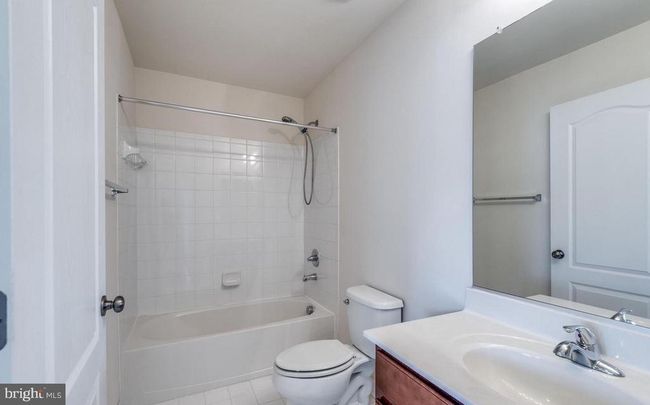 21783 Harroun Ter, Townhouse with 4 bedrooms, 4 bathrooms and null parking in ASHBURN VA | Image 15