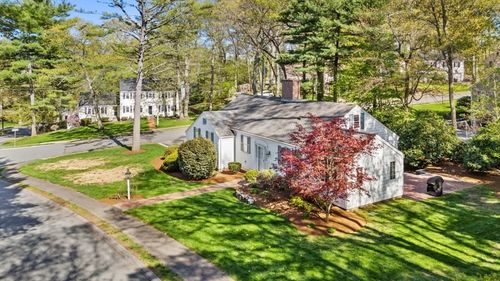 1 Westway, Lynnfield, MA, 01940 | Card Image