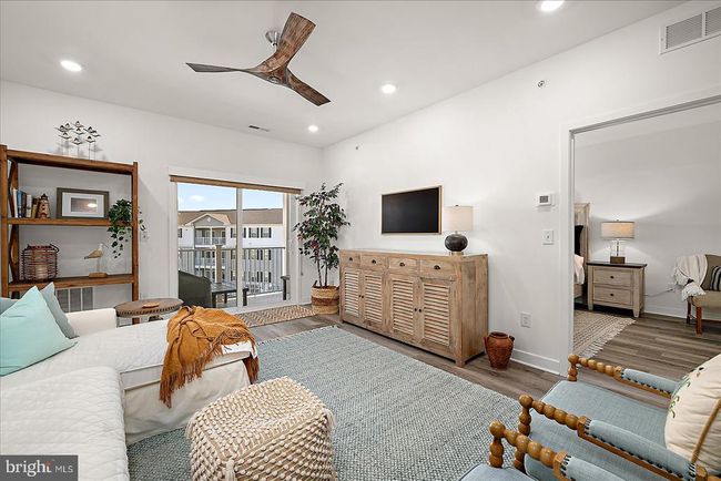 3302 - 33740 Skiff Aly, Condo with 2 bedrooms, 2 bathrooms and null parking in LEWES DE | Image 4