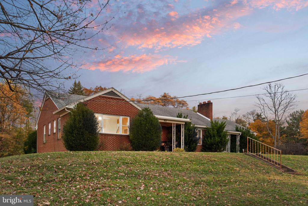 Residential in HARRISBURG 3