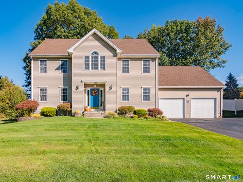 6 Cinnamon Road, Newington, CT, 06111 | Card Image