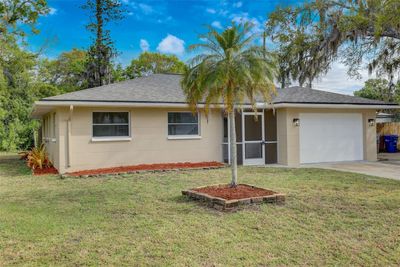 671 Tanager Road, House other with 2 bedrooms, 2 bathrooms and null parking in Venice FL | Image 1