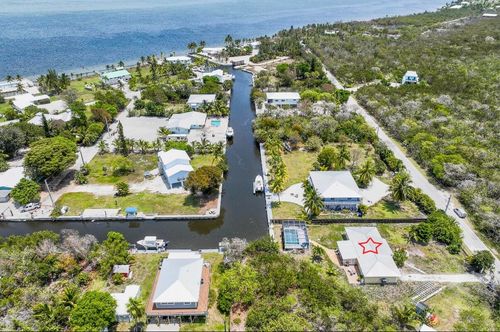 30525 Winifred St, Big Pine Key, FL, 33043-4718 | Card Image