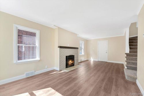 15771 Birwood St, Detroit, MI, 48238-1028 | Card Image