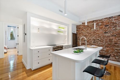 1-15 Regent Cir, Brookline, MA, 02445-3307 | Card Image