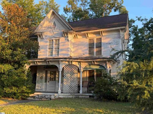 321 W Main Street, Clinton, SC, 29325 | Card Image