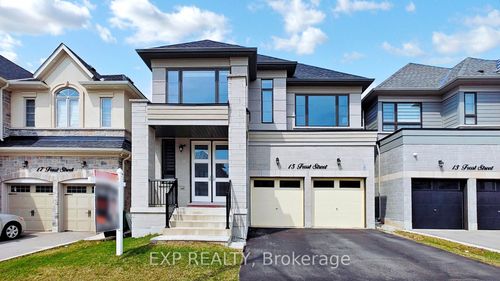 15 Frost St, Brampton, ON, L6X5P5 | Card Image