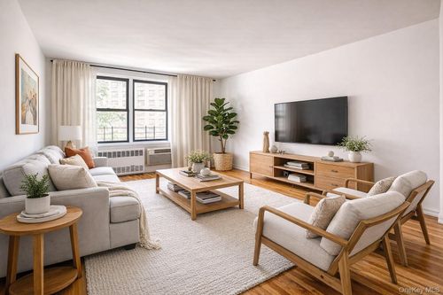 apt-5g-100-25 Queens Blvd, Forest Hills, NY, 11375-2431 | Card Image