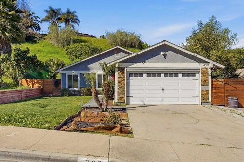 302 Worthington St, Spring Valley, CA, 91977-6134 | Card Image