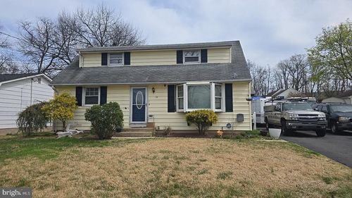 44 Sandalwood Ave, Hamilton, NJ, 08619-2034 | Card Image